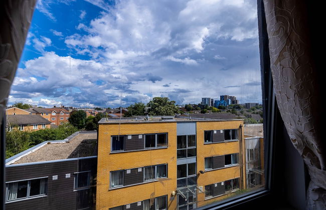 Beautiful and Spacious 2-bed Apartment in London - Foto 32