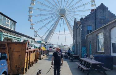 Fishermen's cottage with log burner, 2 bathrooms & sea views from garden terraces - Foto 72