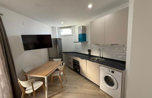 Independent Apartment At Villa Noelia Benalmádena With Private Pool, Garden & Parking - Foto 31