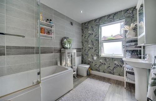 Moody Street - Photo 12