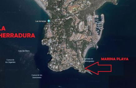 MARINA BEACH FRONT - Photo 44