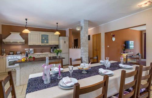 Villa Emanuel Comfortable Holiday Residence - Foto 23