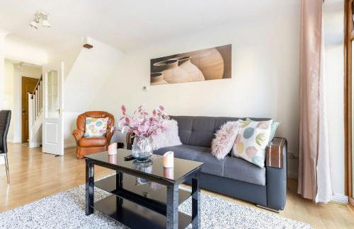 Cozy Family-Friendly House (3mins from Erith and Slade Green station) - Photo 13