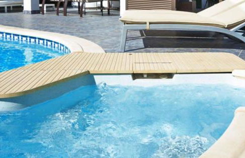 Sea views modern villa for relaxing holidays - Foto 23