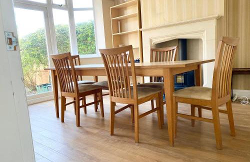 Spacious Five-Bedroom House Close to York Centre - Orchid House - Foto 4