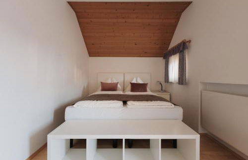 Alpenvilla Large Family Apartment - by Familiaris- Pools 500 meters - Foto 13