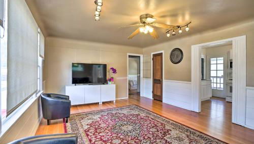 Sun-Dappled Retreat Walk to Restaurants! - Foto 5