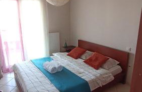 Φωτεινό κοντά στον σταθμό ΚΤΕΛ Θεσσαλονίκης - Foto 3