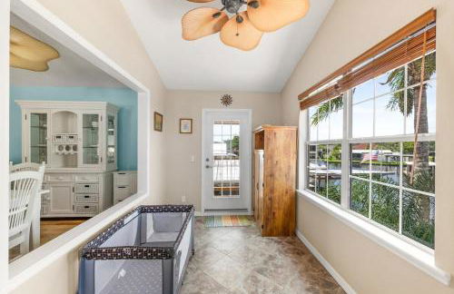 Waterfront St Johns River near springs with boat dock and water sports - Foto 17