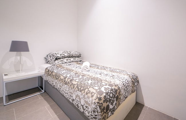 Establishement By Sleepy Bear - Foto 11