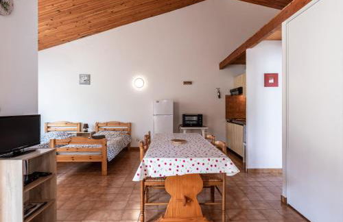 Holiday Home La Pinède- bungalow 4 pers- by Interhome - Foto 8