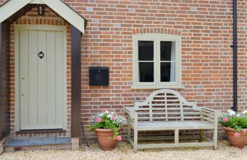 Pond Cottage - Photo 17