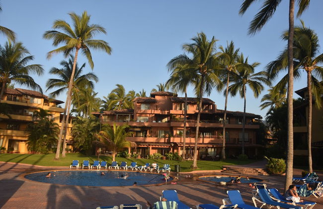 Villa Facing the Beach in a Large Terrace 7 Pools, Tennis Courts, 247 Security - Foto 13