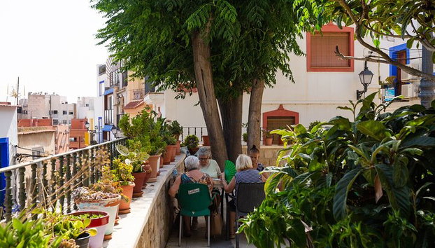 Hola Alicante : Privado 2 - Horas Intro Paseo por la ciudad con guía local - Foto 4
