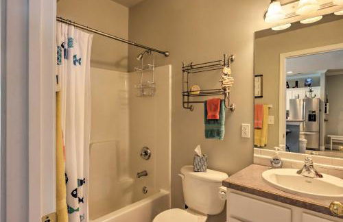 Balcony and Seasonal Pool Lakefront Ozark Condo - Photo 16