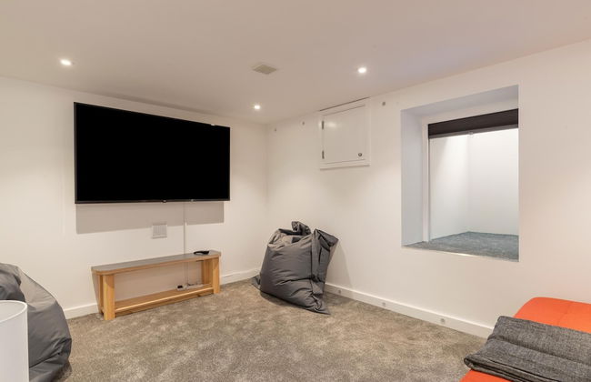 Falcon House in Pembroke Dock - Foto 3