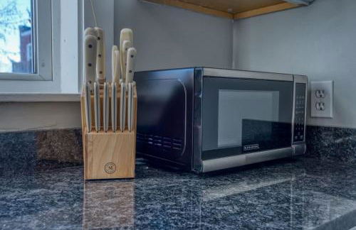 The Sunnyside Stay - Photo 25