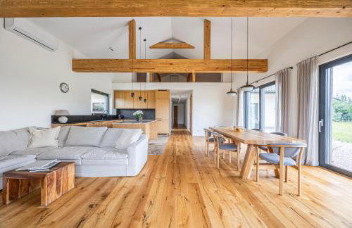 Zielono Mi! Dom przy Puszczy Kampinoskiej - Foto 1