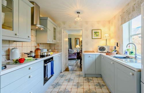 2 Bed in Durweston STOMI - Photo 11