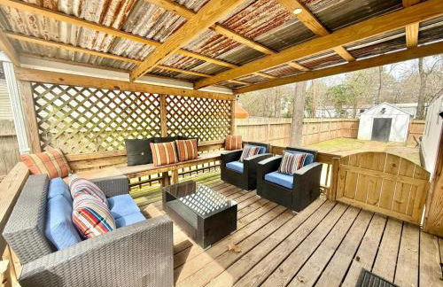 Lake Conroe 3BR Home w Boat Ramp Access, Kings, BBQ, Sleeps 8 - Photo 23