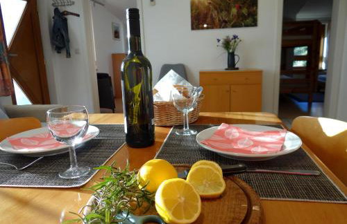 Zum Rebberg Ferienwohnungen - Photo 36