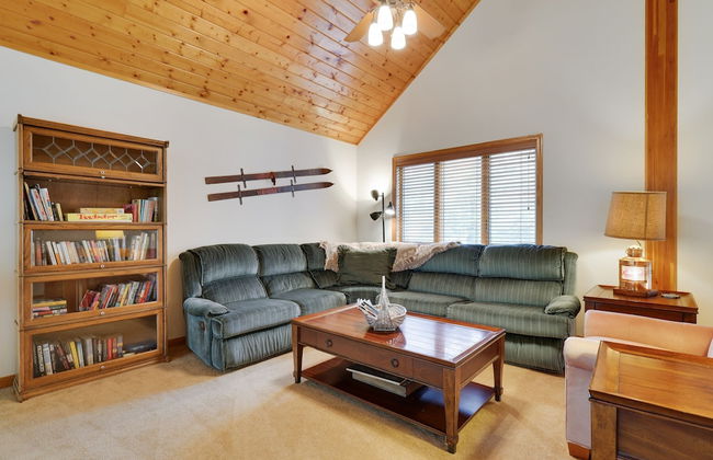 Elk Hollow by Avantstay Lakefront Chalet w Game Room Fire Pit - Photo 27