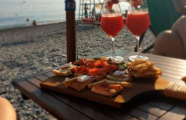 Glimpse of Paradise Beach with Parking - Foto 26