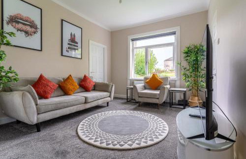 4 Bedrooms Homely House - Sleeps 6 Comfortably with 6 Double Beds,Glasgow, Free Street Parking, Business Travellers, Contractors, & Holiday-Goers, Near All Major Transport Links in Glasgow & City Centre, Perfect for Common Wealth Games 2026 - Foto 47