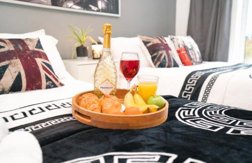 Milton Keynes new 5-Bedrooms 14guests Contractor family holiday Free Parking - Foto 34