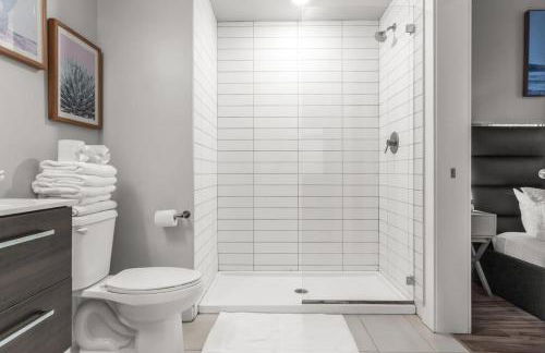 Spacious 2BR Retreat Perfect for Tropicana Events - Foto 16