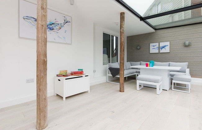 Luxury Seafront Family Home - Indoor Pool - Foto 49