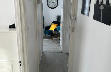 Cosy 2-Bedroom Flat in Finsbury Park, Modern, Convenient & Close to Central London! - Foto 8