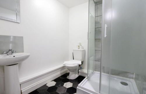 Studio - Kitchen - Parking - Ideal for Contractors - Foto 25