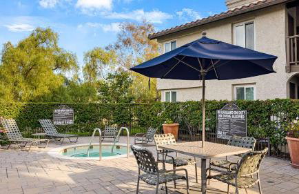 Coastal Retreat w Pool Spa BBQ Near Beaches Golf Courses Ritz Pointe Condo by AvantStay - Foto 27