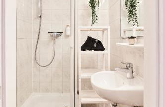 OLIVE Apartments - 3x Kingsize Bedrooms - Free Parking - Foto 10