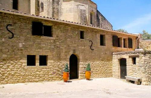 Gite en Provence proche Avignon - Foto 2