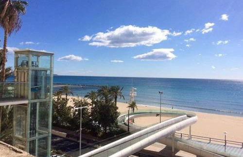 COSY 3 BED APT 200m FROM BEACH WiFi - Photo 25