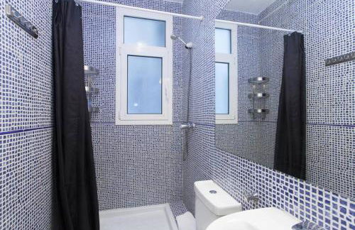 Bright & Spacious Family Flat in Central Barcelona - Foto 14