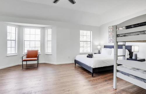 Modern Rustic Oasis Games Cinema UTD Plano Frisco - Photo 29