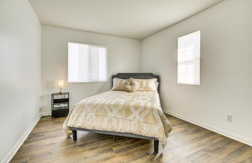 Pool Table and Charcoal Grill Home in Victorville! - Foto 20