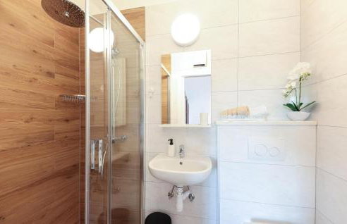 Five-Bedroom Holiday Home In Blato Na Cetini - Photo 32