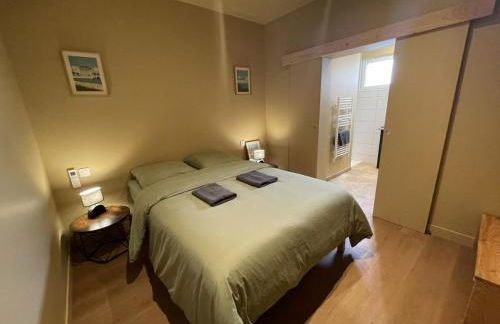 Gîte de Charme à Avoine avec Spa Privé et Jardin - FR-1-381-621 - Foto 11