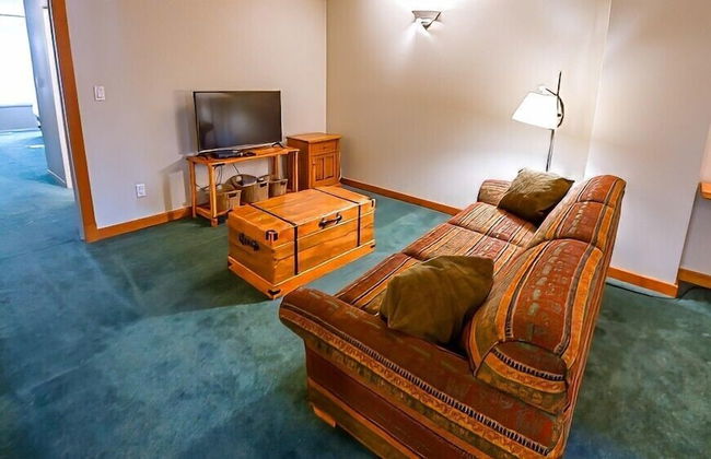 Polar Peak Lodges by Fernie Lodging CO - Photo 54