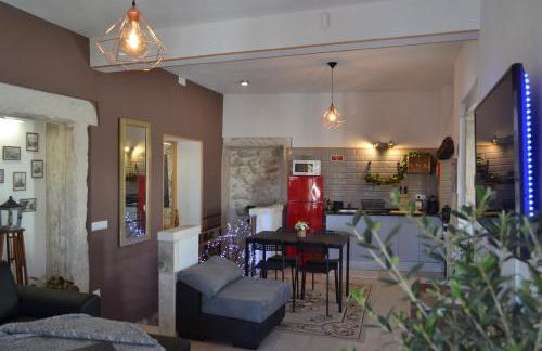 Yasmine 212 - Foto 7