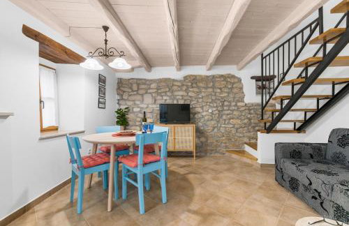 Picturesque apartment San Rocco 1 - Photo 1