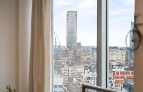 High-Rise Luxury 2-Beds and 2-Baths - Central - Relocation, and Family Friendly - Foto 32