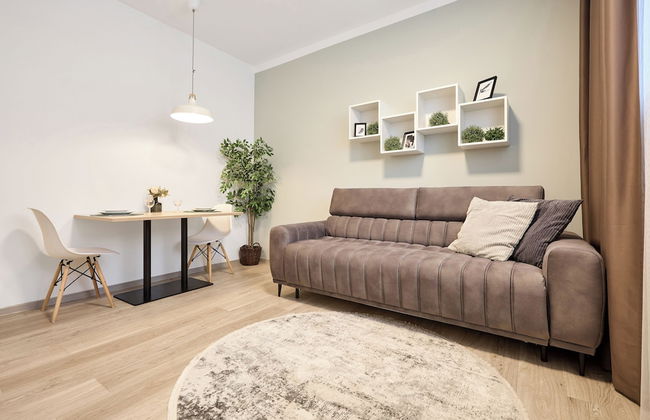 Honest SMICHOV - Foto 18