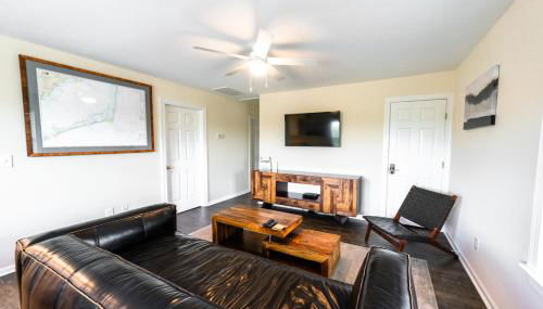 Watermen's Cabana 2C - 3-Bed, 2-Bath Apartment - Walk To BEACH Access & PET Friendly! - Foto 1