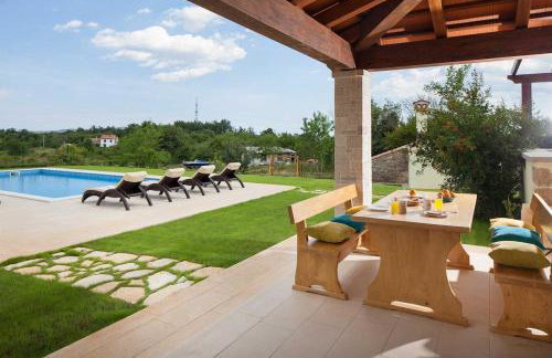 Villa Agnese, a charming pool villa surrounded by nature - Foto 9