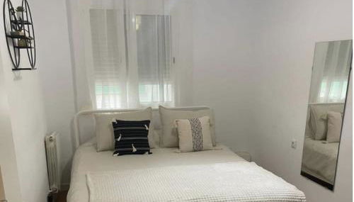 Alojamiento espacioso ideal para visitas en grupo - Photo 3